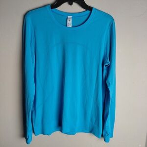 Lululemon Long Sleeve Top. No Thumb Holes